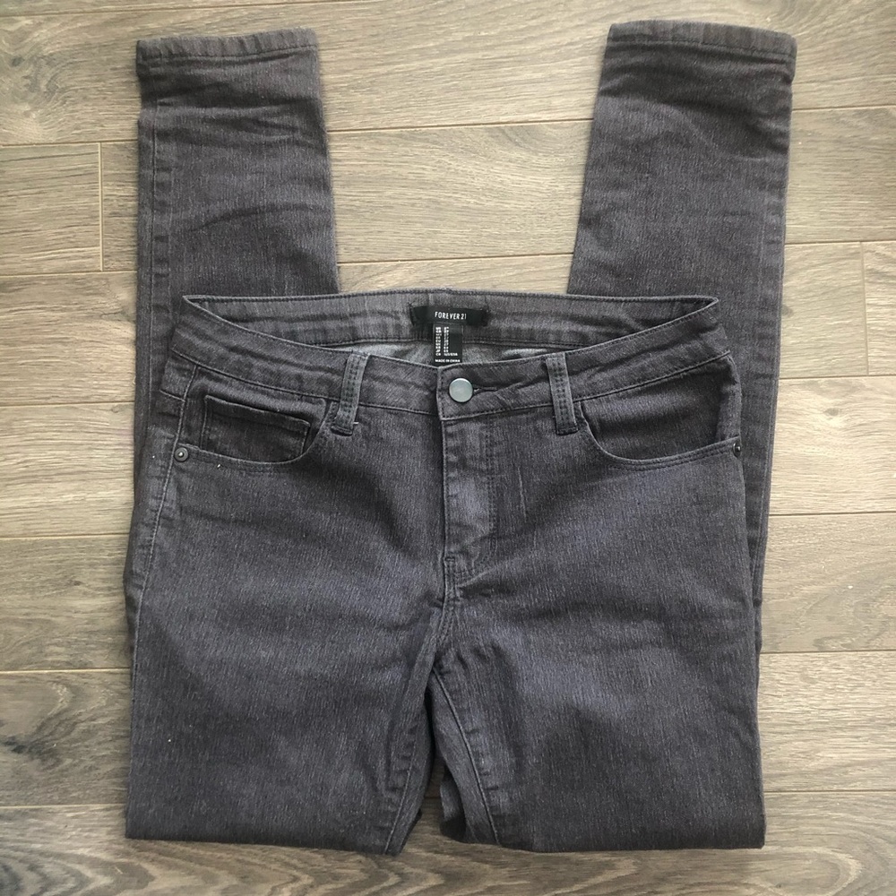 Forever 21 Grey Skinny Jeans/Pants size 27